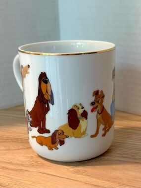 Vintage Disney “Lady and the Tramp” coffee mug. Made in Japan, 1970’s-1980’s